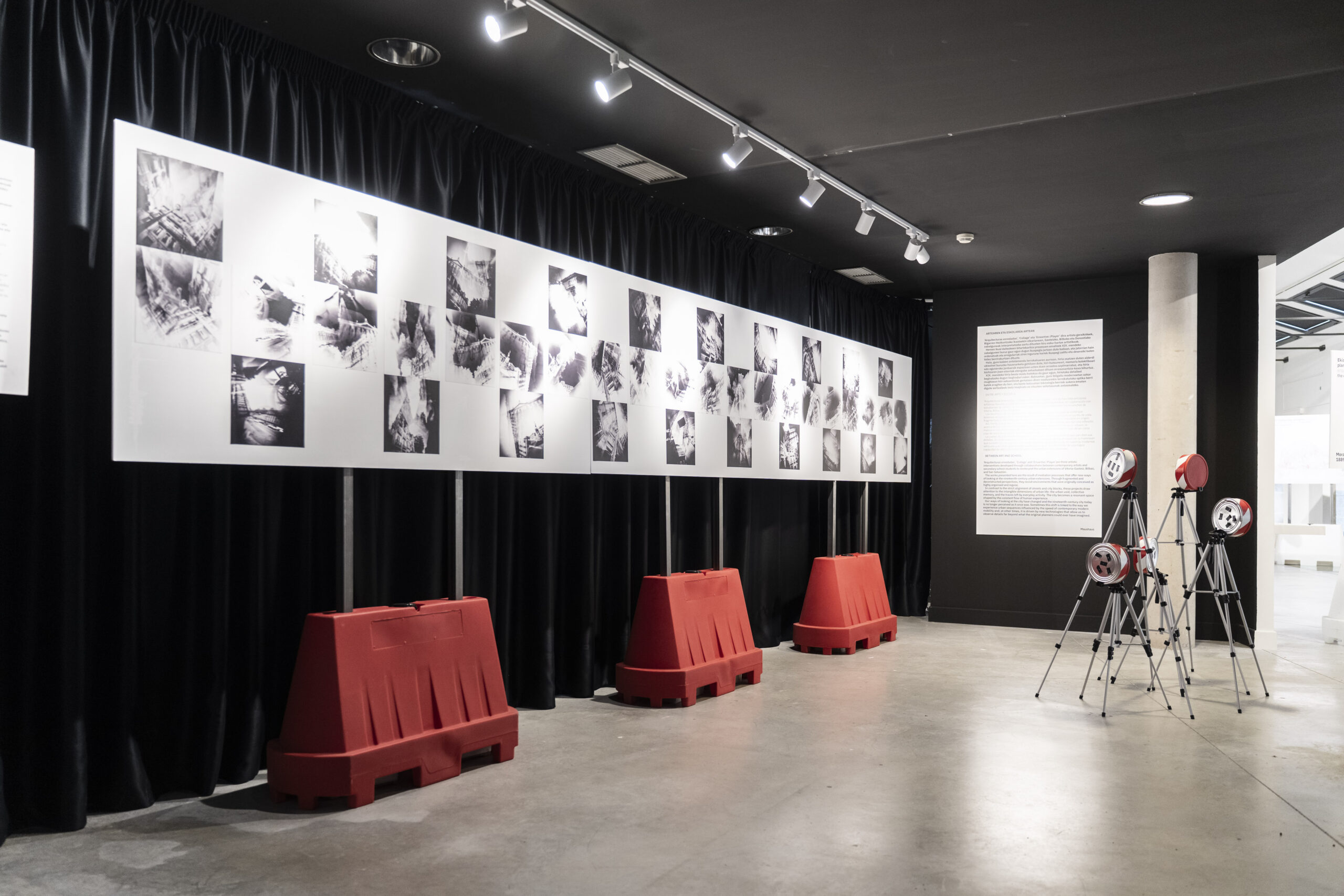 Foto general de la exposición ensanches en euskadi
